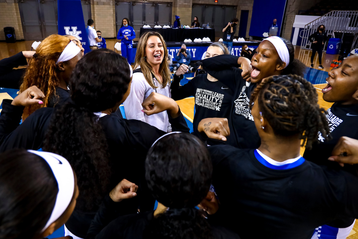Team.

Kentucky beats Vanderbilt 69-65.

Photo by Eddie Justice | UK Athletics