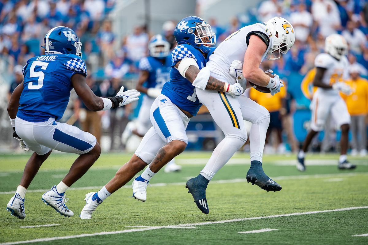 Jacquez Jones

UK beats UTC, 28-23.

Photo by Jacob Noger | UK Athletics