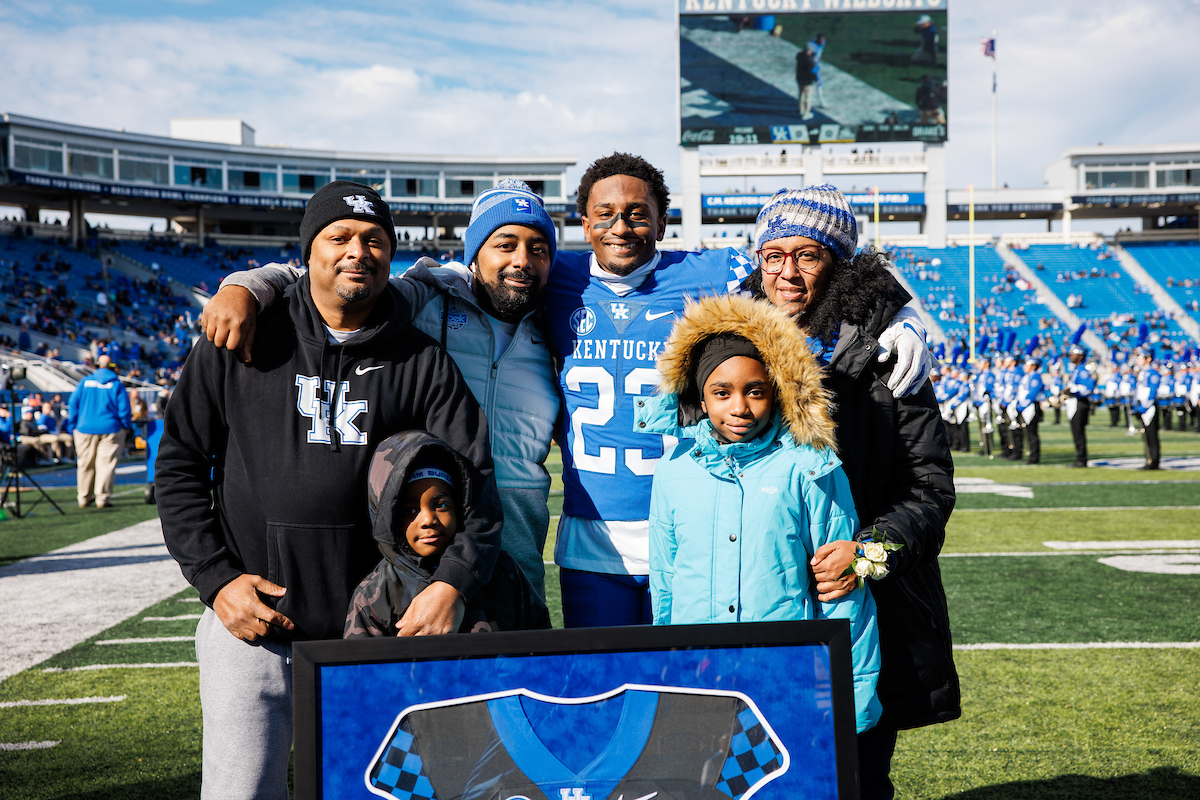 Tyrell Ajian

Kentucky beats New Mexico State 56-16.

Photo by Jacob Noger | UK Athletics