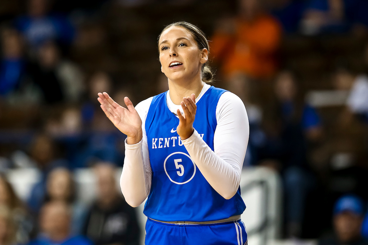 Listen to UK Sports Network Radio Coverage of Kentucky vs. Pikeville