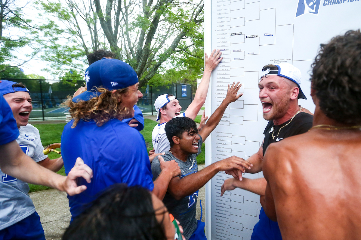 Team.

Kentucky defeats Wake Forest 4-2 in NCAA Tournament Sweet Sixteen.

Photo by Grace Bradley | UK Athletics