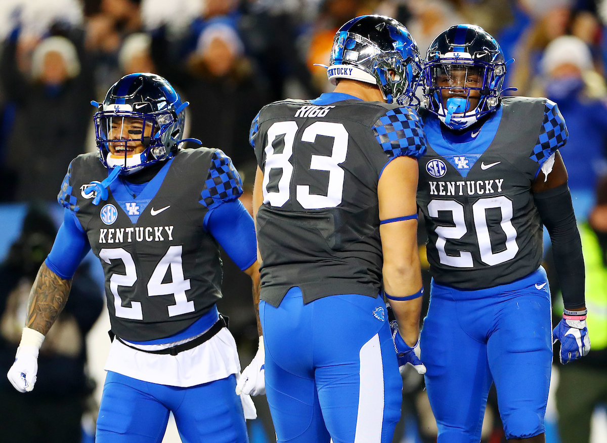 Kavosiey Smoke, Justin Rigg, Christopher Rodriquez
Kentucky falls to Tennessee 17-13. 

Photo by Britney Howard | Staff