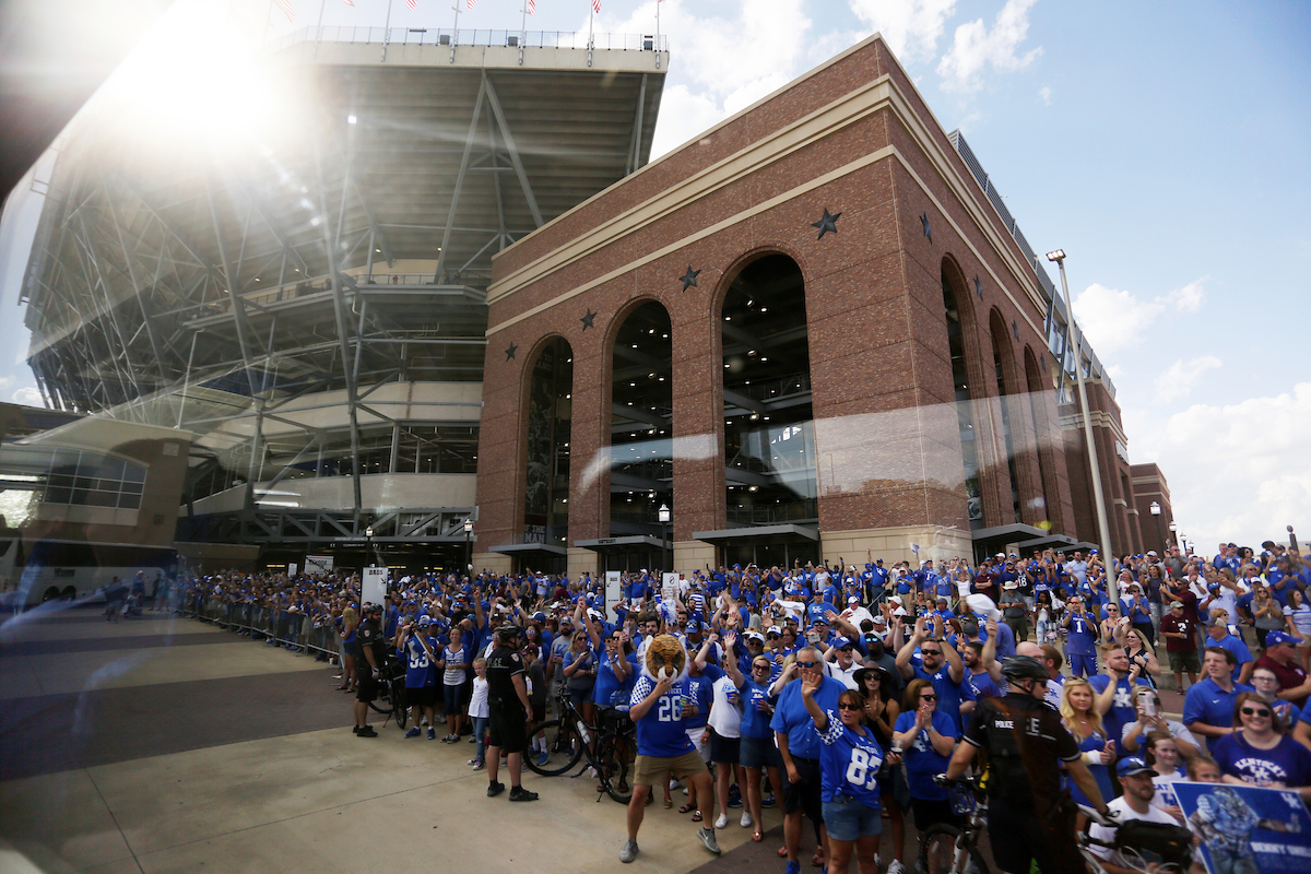 Kentucky-Texas A&M FB Photo Gallery