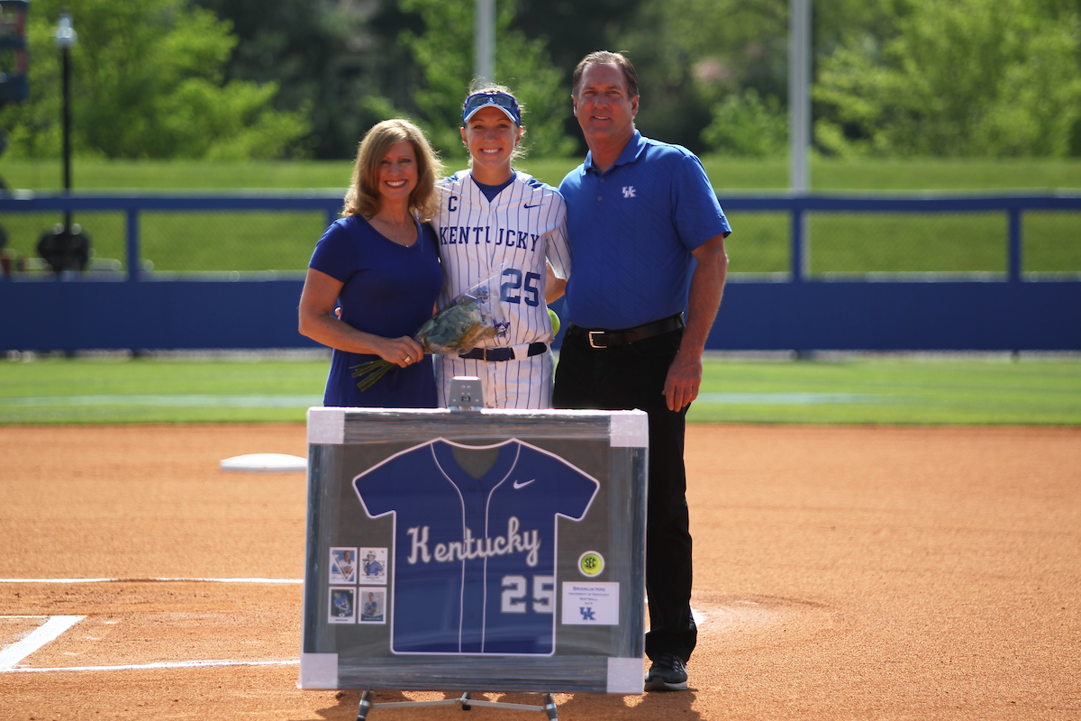 Brooklin Hinz.

The University of Kentucky softball team during Game 1 against South Carolina for Senior Day on Sunday, May 6th, 2018 at John Cropp Stadium in Lexington, Ky.

Photo by Quinn Foster I UK Athletics
