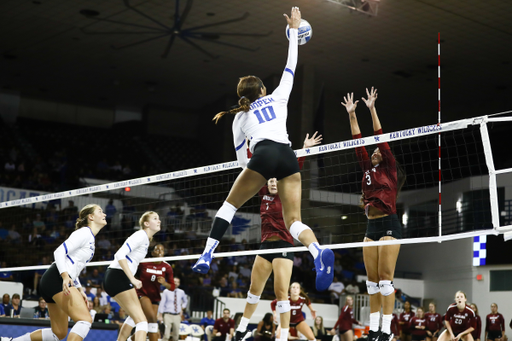 Caitlyn Cooper.


Kentucky beats South Carolina, 3-0.


Photo by Elliott Hess | UK Athletics