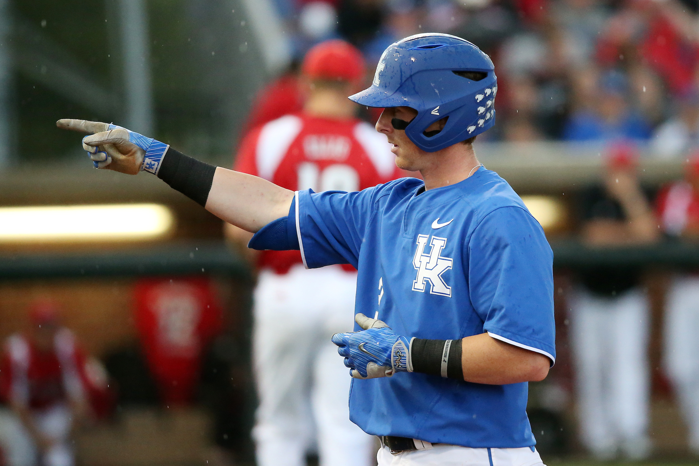 Louisville-Area Natives Help Cats Snap Skid Against Cards