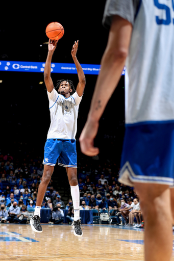 Daimion Collins.

2021-22 Blue-White game.

Photos by Chet White | UK Athletics