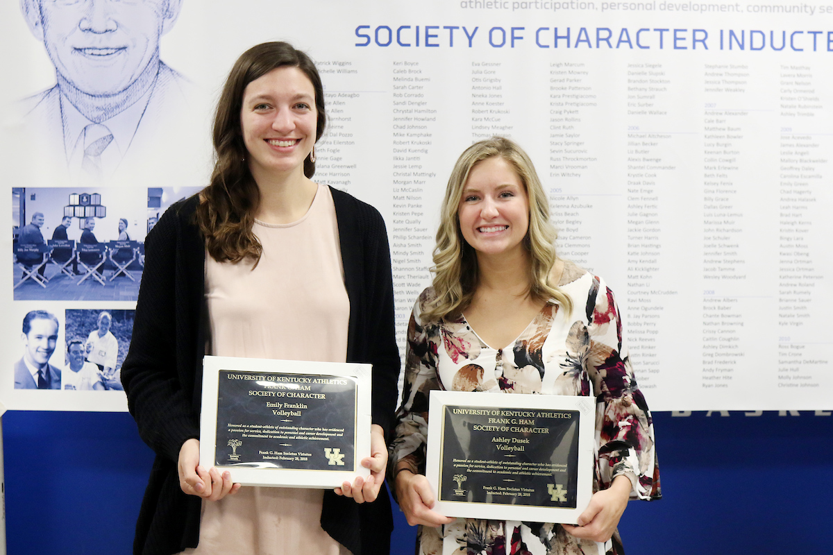 Emily Franklin. Ashley Dusek.

Frank G. Hamm Society of Character 2018.

Photo by Quinn Foster I UK Athletics