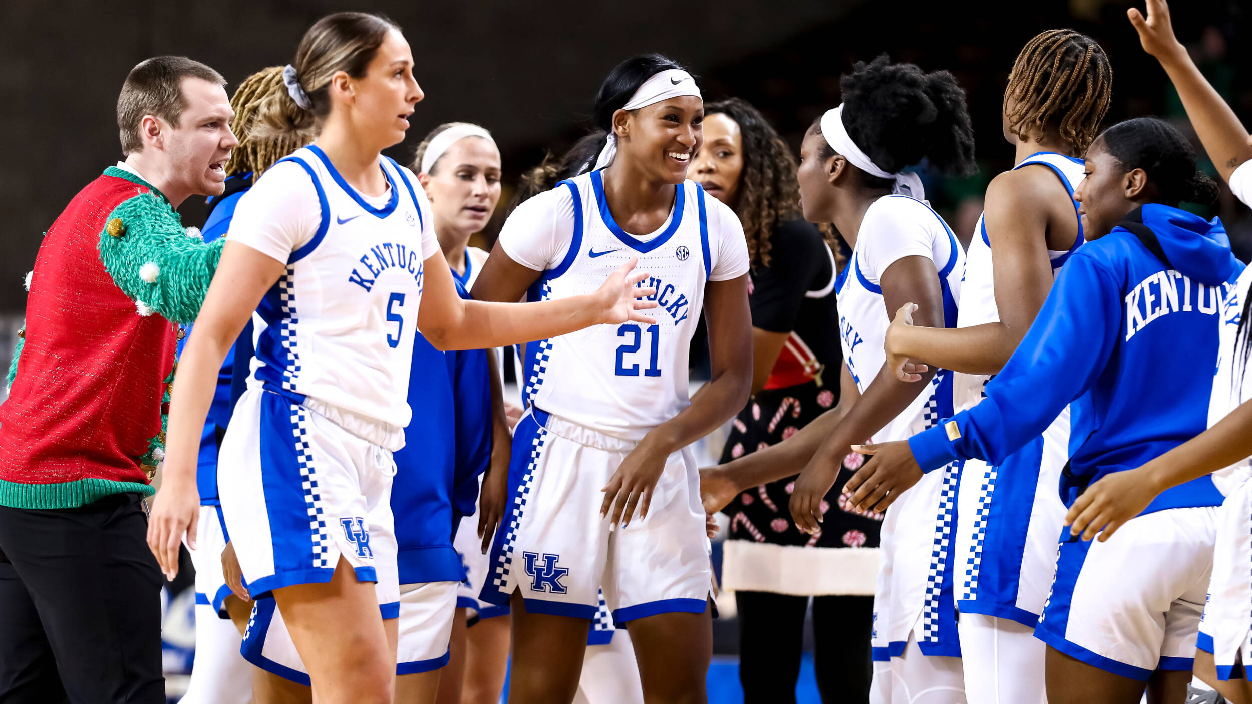 Wednesday Matinee: Kentucky, Ohio Square Off for Final Nonconference Game
