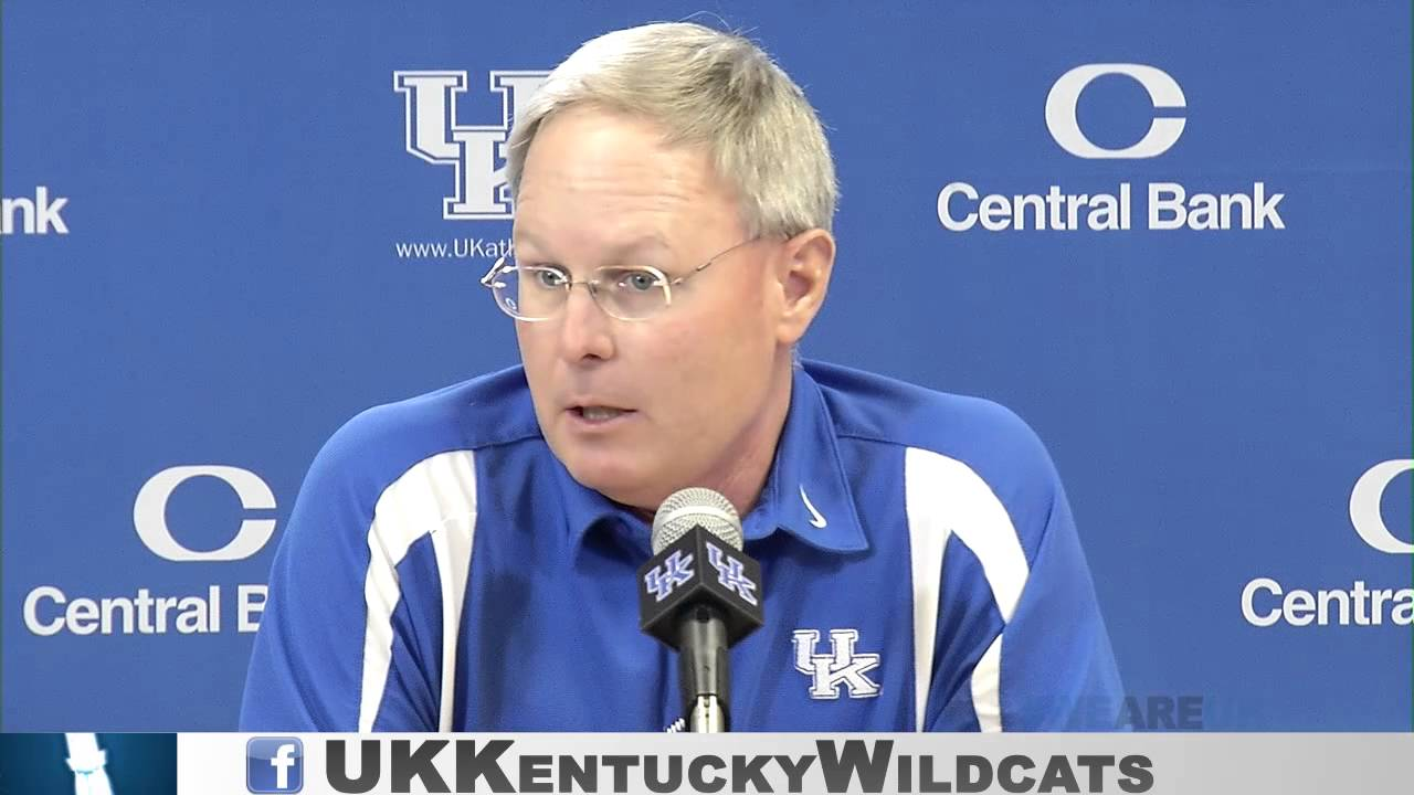 Kentucky Wildcats TV: Coach Henderson 2013 Pre-Season Press Conference