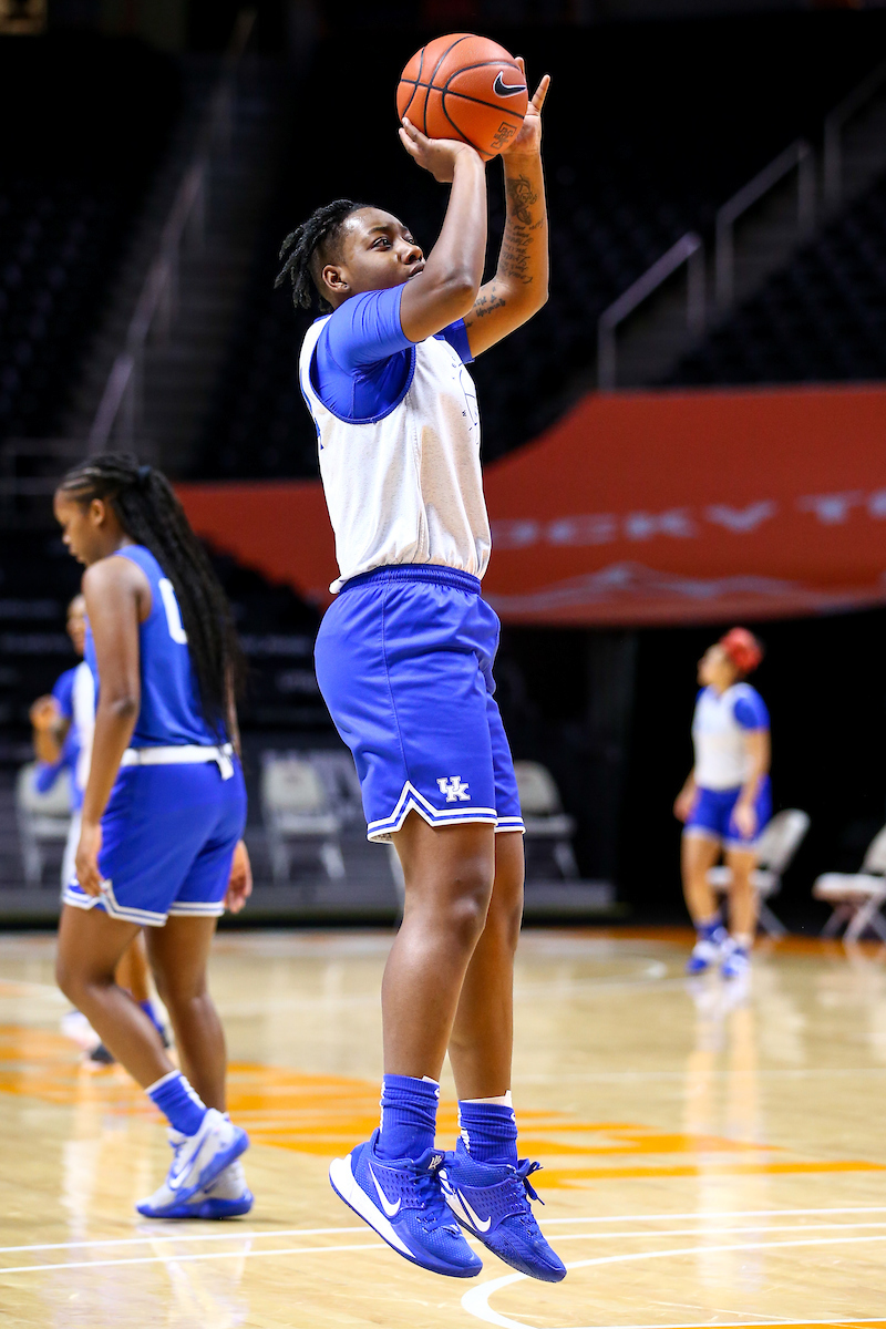 Dreuna Edwards. 

Kentucky WBB vs Tennessee Practice.

Photo by Eddie Justice | UK Athletics
