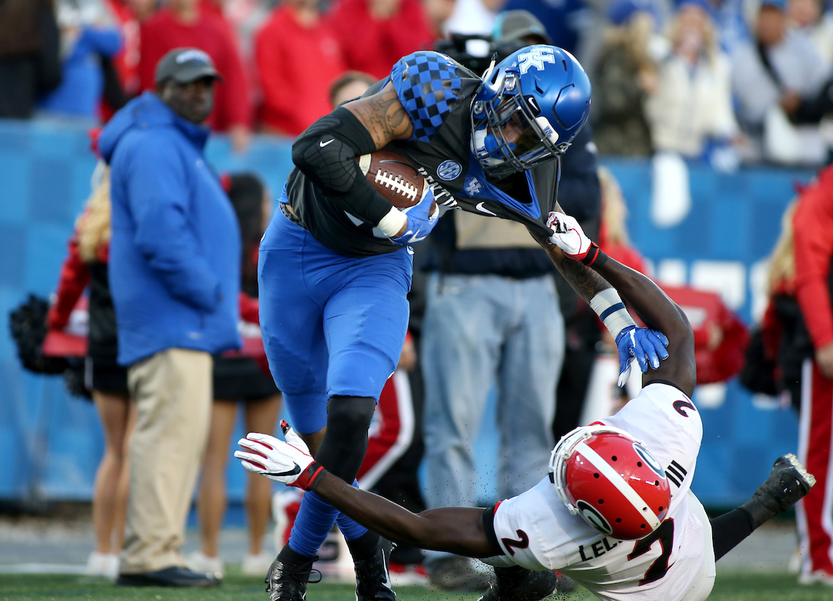 AJ Rose

Georgia beats UK 34-17.


Photo By Barry Westerman | UK Athletics