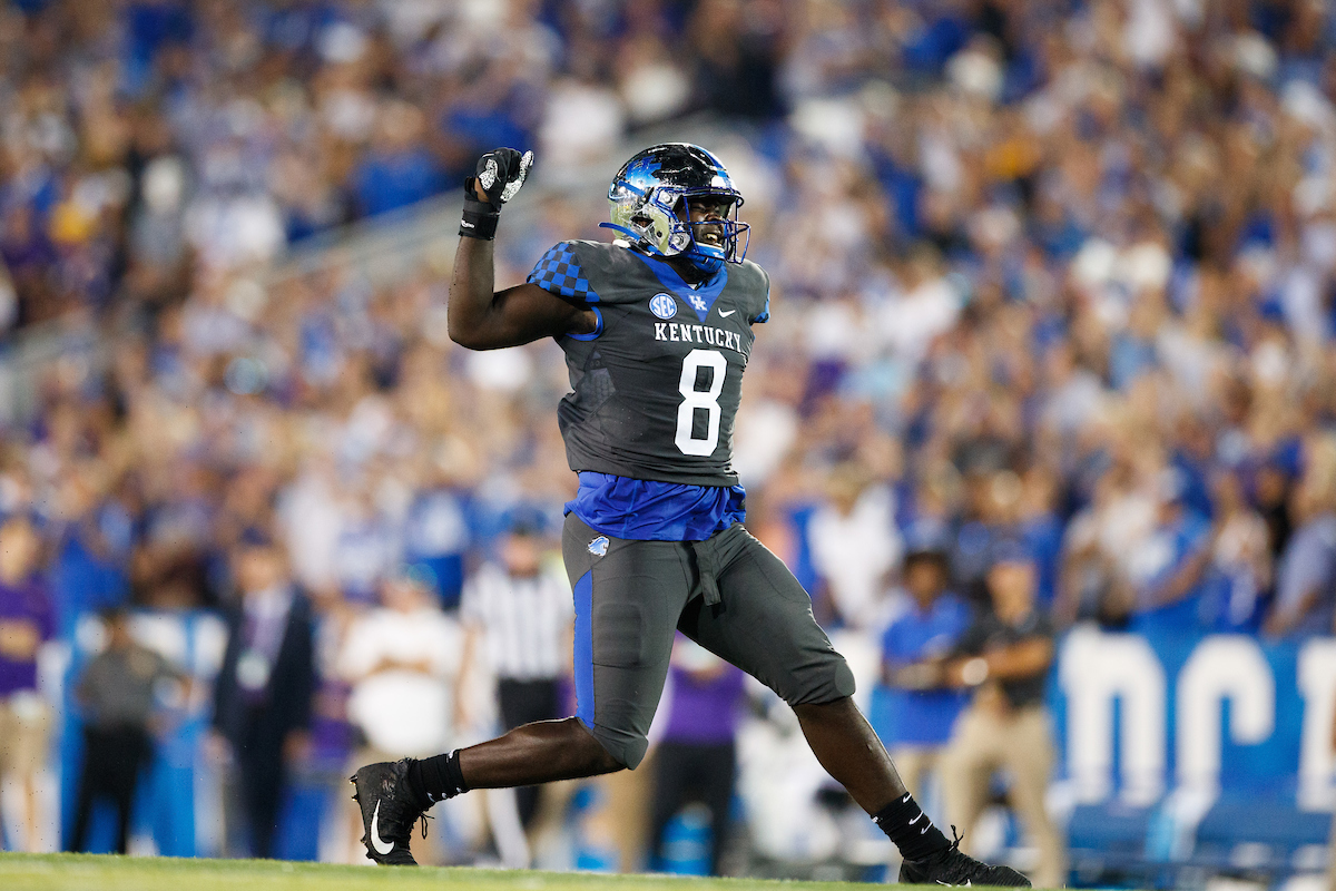 Octavious Oxendine.UK beat LSU 42-21.Photo by Elliott Hess | UK Athletics
