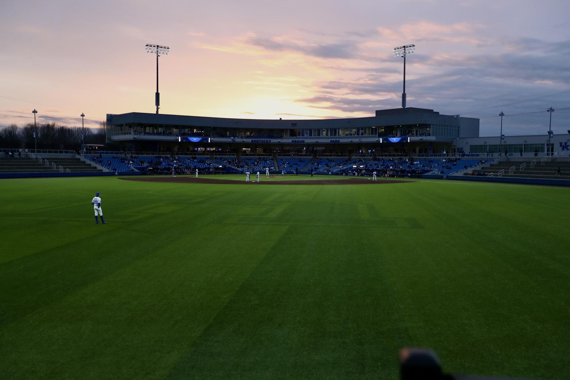 Midweek Malaise: Kentucky Falls to Eastern Kentucky, 6-3