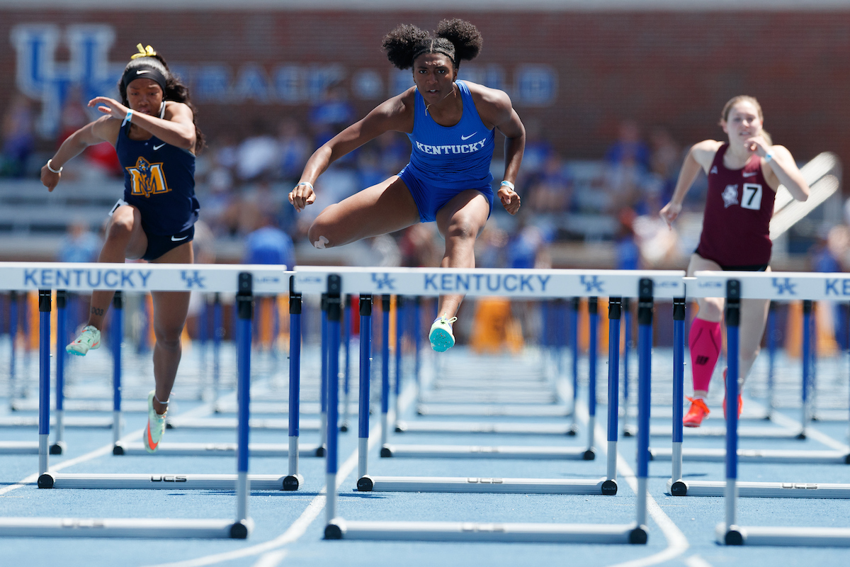 Annika Williams.

Day two of the Kentucky Invitational.

Elliott Hess | UK Athletics