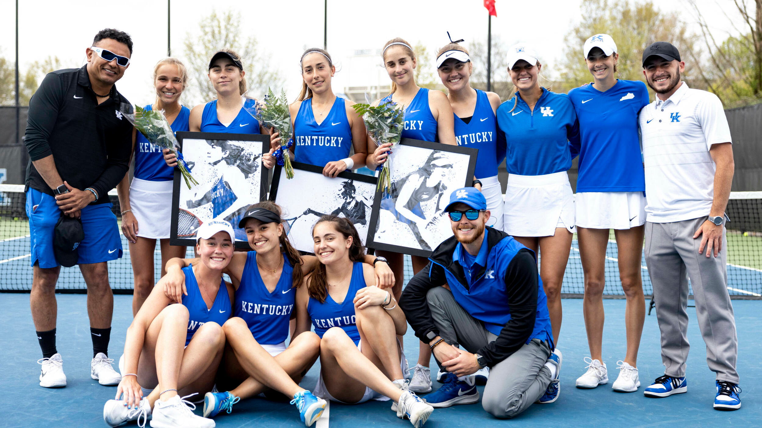 Women’s Tennis Celebrate Seniors, Falls to LSU, 2-4