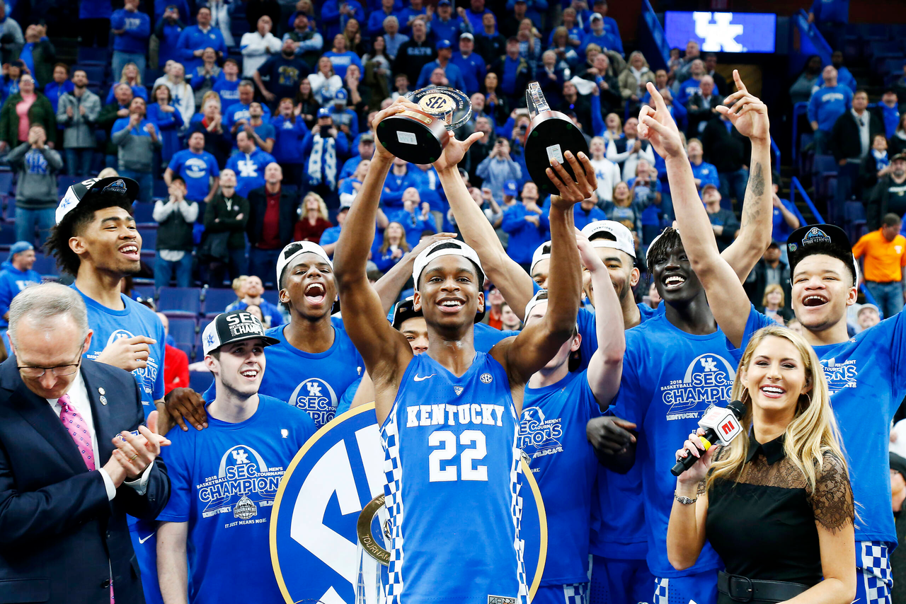 Shai Gilgeous-Alexander. Team.

The University of Kentucky men's basketball team beat Tennessee 77-72 to claim the 2018 SEC Men's Basketball Tournament championship at Scottrade Center in St. Louis, Mo., on Sunday, March 11, 2018.

Photo by Chet White | UK Athletics