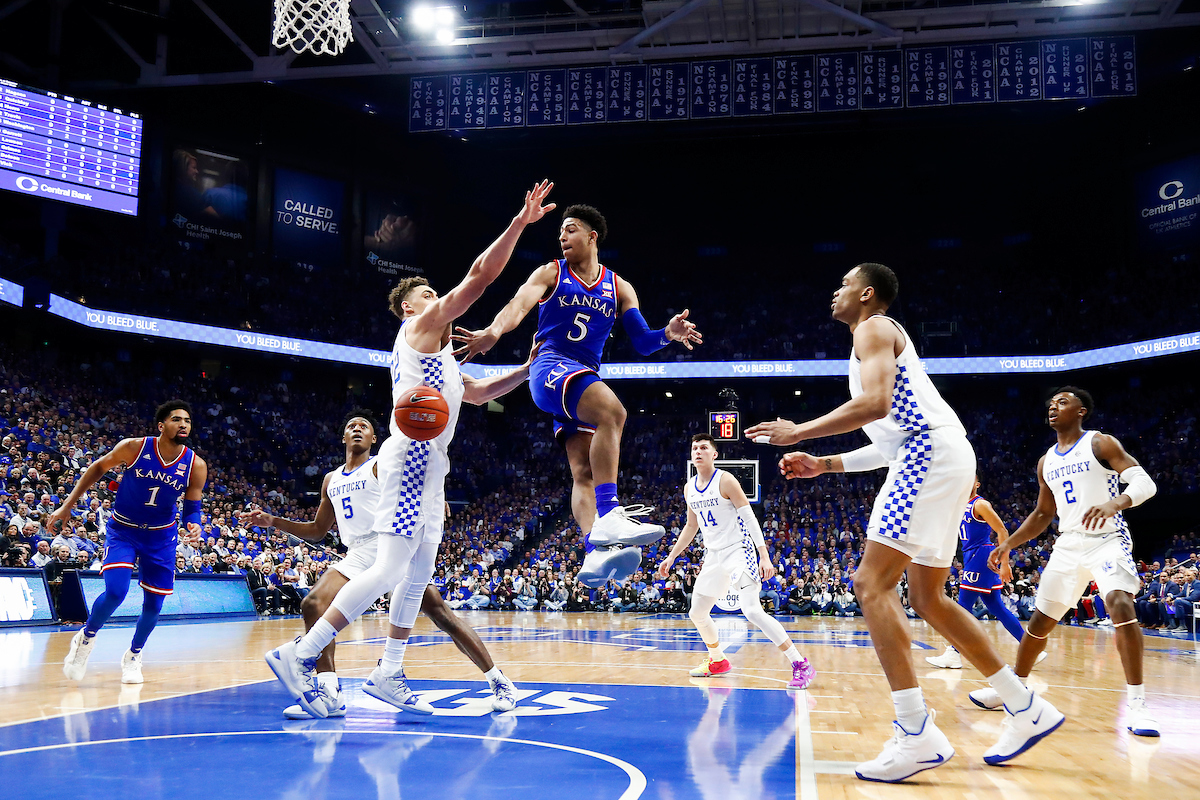 Defense. Reid Travis.

The UK men's basketball team beat Kansas 71-63 at Rupp Arena on Saturday, January 26, 2019.

Photo by Chet White| UK Athletics