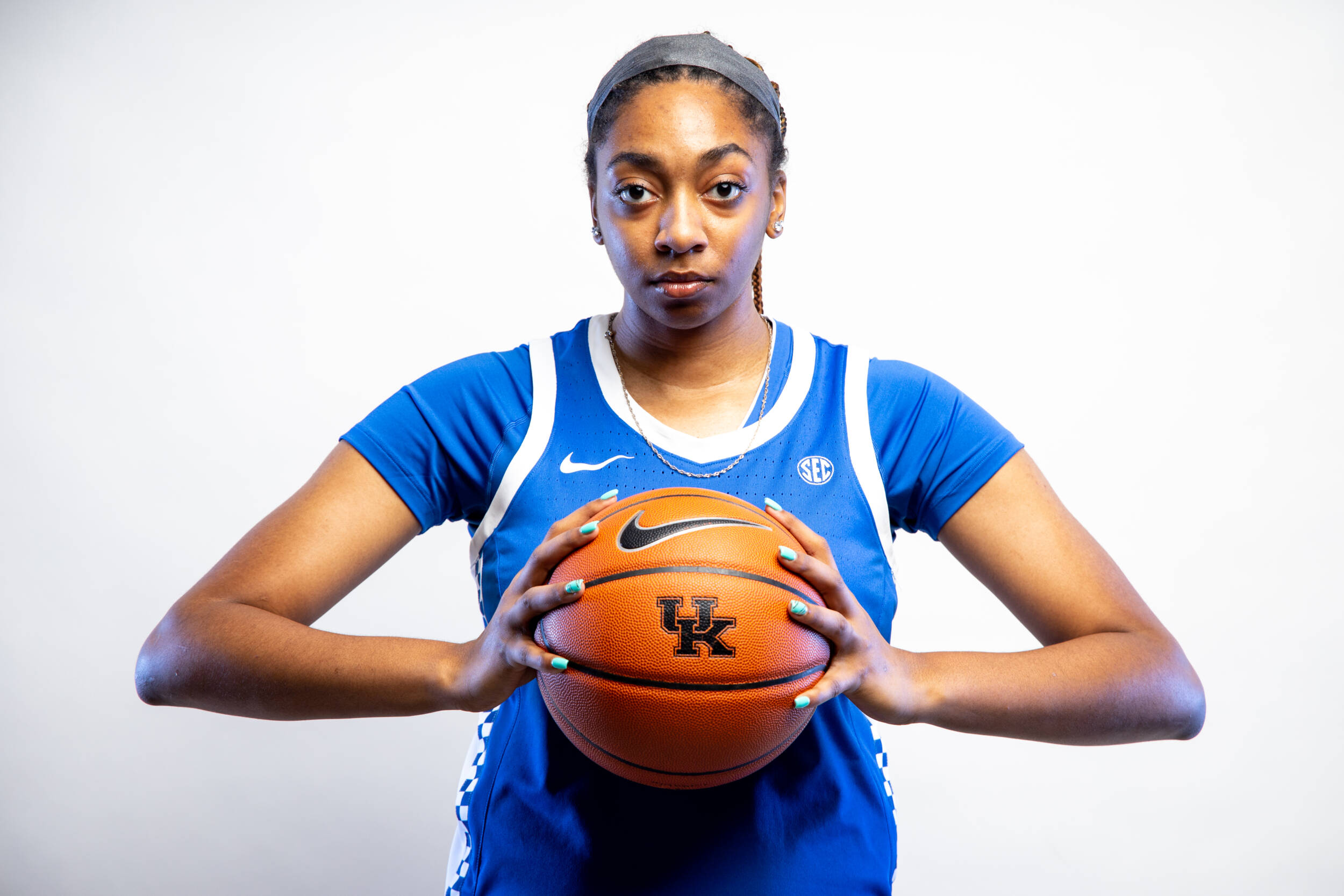 Kentucky Women’s Basketball Freshman Tionna Herron Recovering from Successful Open Heart Surgery