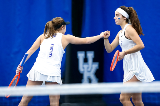 Fiona Arrese. Florencia Urrutia.

Kentucky vs Ohio State women’s tennis.

Photo by Eddie Justice | UK Athletics