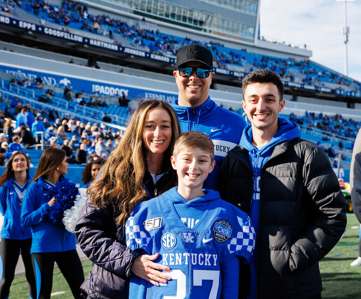 Tyler Beisner

Kentucky beats New Mexico State 56-16.

Photo by Jacob Noger | UK Athletics