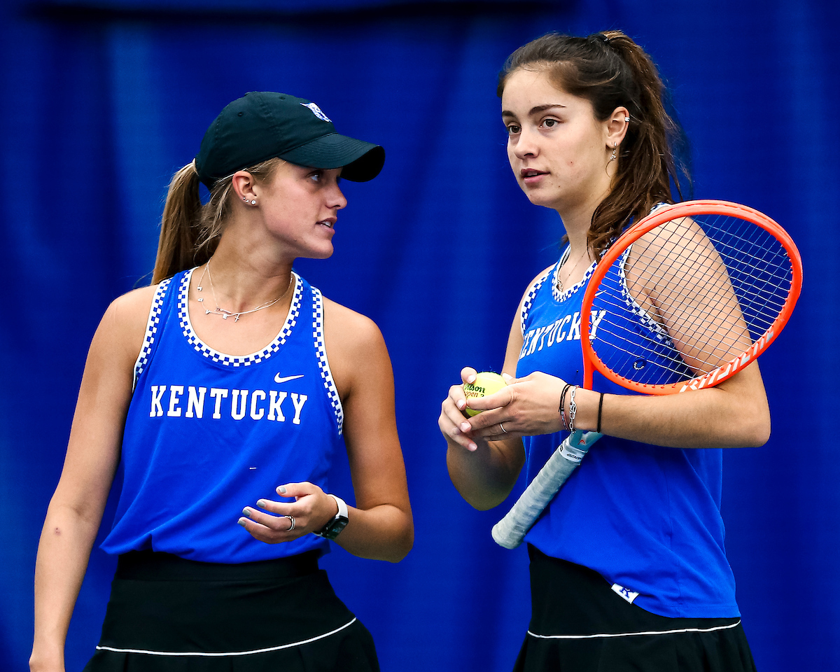 Ellie Eades. Fiona Arrese.

Kentucky falls to Florida 4-2.

Photo by Eddie Justice | UK Athletics