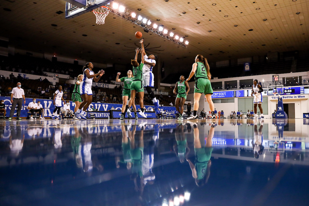 Dre'una Edwards.  

Kentucky beats Marshall 79-45.

Photo by Eddie Justice | UK Athletics