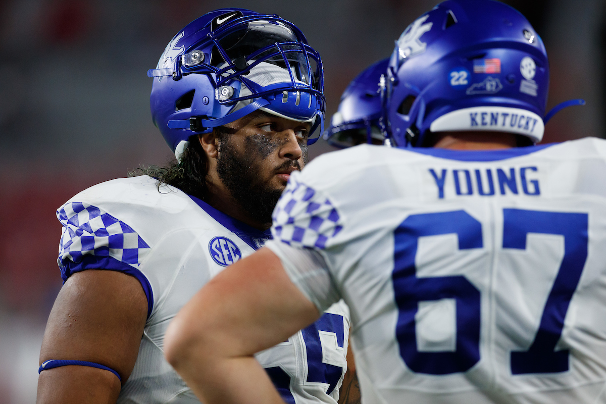 DARIAN KINNARD.

Kentucky falls to Alabama, 63-3.

Photo by Elliott Hess | UK Athletics