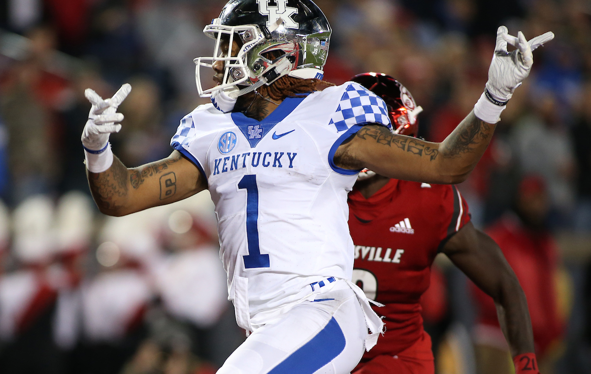 Lynn Bowden Jr

Kentucky Football beats Louisville at Cardinal Stadium 56-10.


Photo By Barry Westerman | UK Athletics