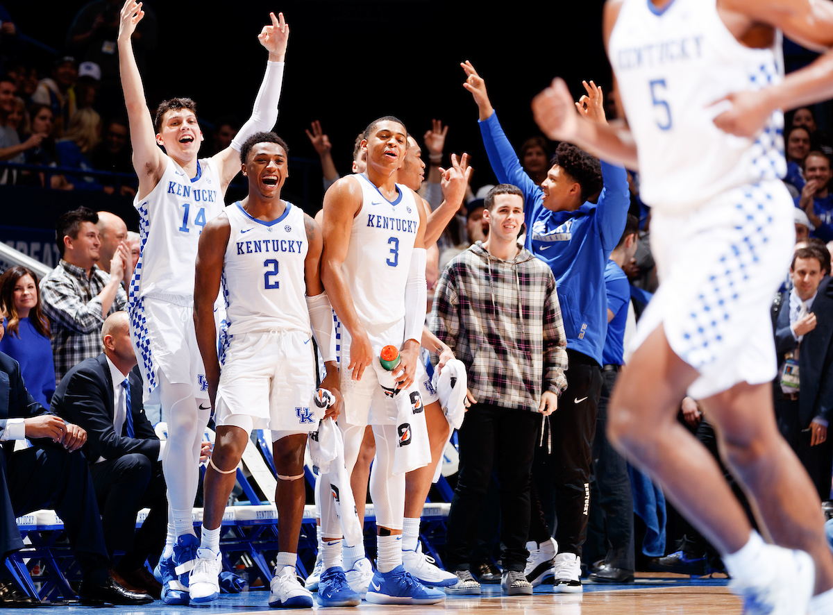 Team. Celebration.The University of Kentucky men's basketball team beats South Carolina 76-48.Photo by Elliott Hess | UK Athletics