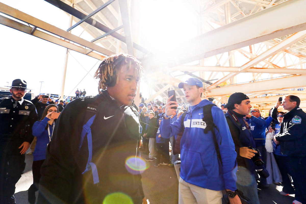 Benny Snell

Football falls to Tennessee, 24-7.


Photo by Elliott Hess | UK Athletics