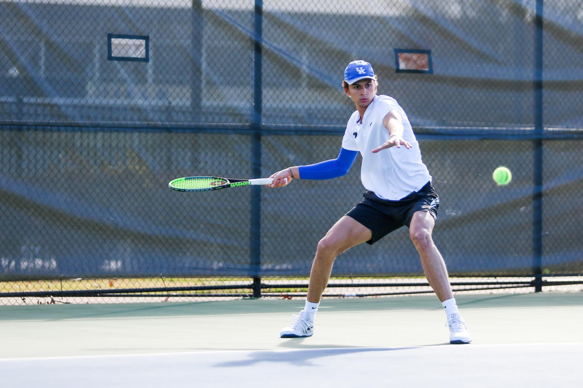 Cats Best Vandy in First Outdoor Match at Home