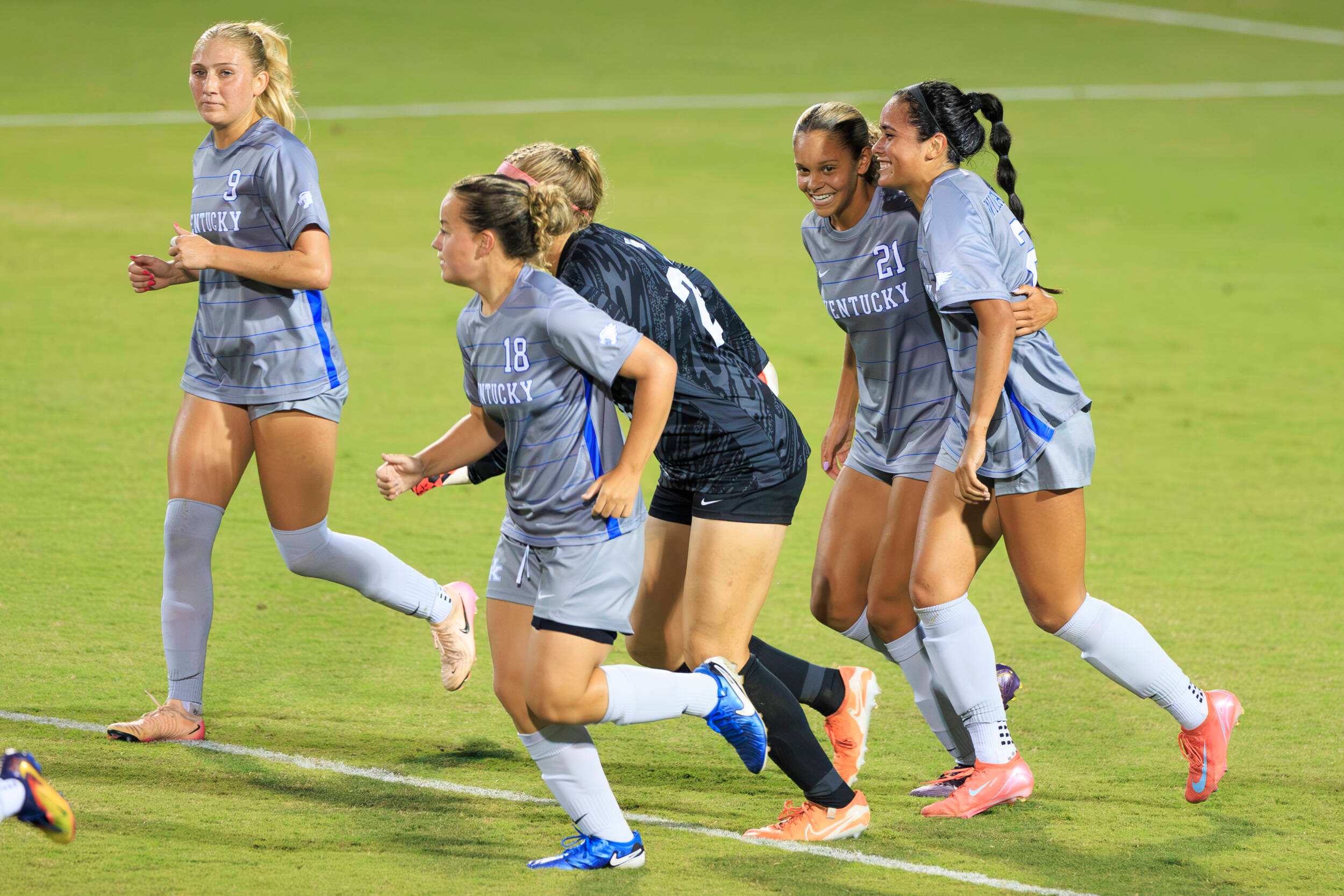 Set Pieces Lead Kentucky to 3-0 Victory Over Mercyhurst