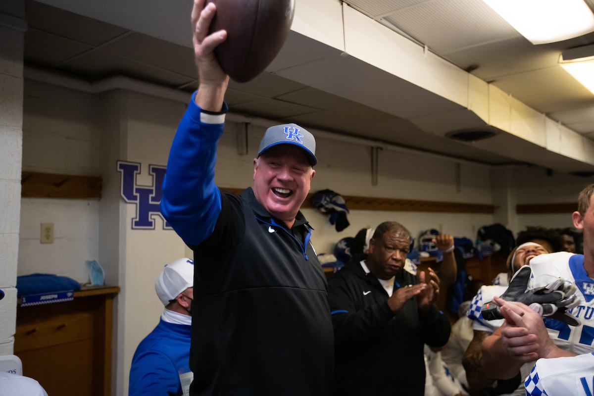 Mark Stoops

UK defeats Tennessee 34-7

Photo By Jacob Noger | UK Football