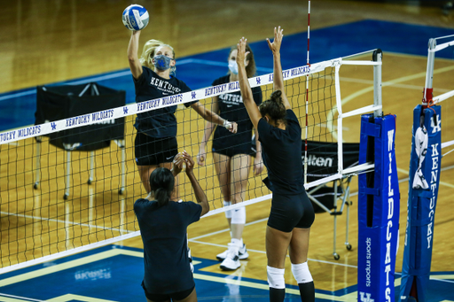 Volleyball practice. 

Photo by Sarah Caputi | UK Athletics