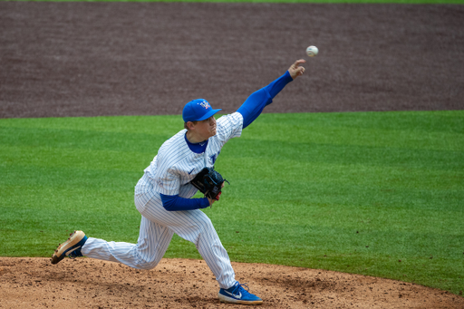 Kentucky Wildcats Zack Thompson (14)


UK falls to Tennessee 2-8 on Saturday April 20, 2019. 

Photo by Mark Mahan | UK Athletics