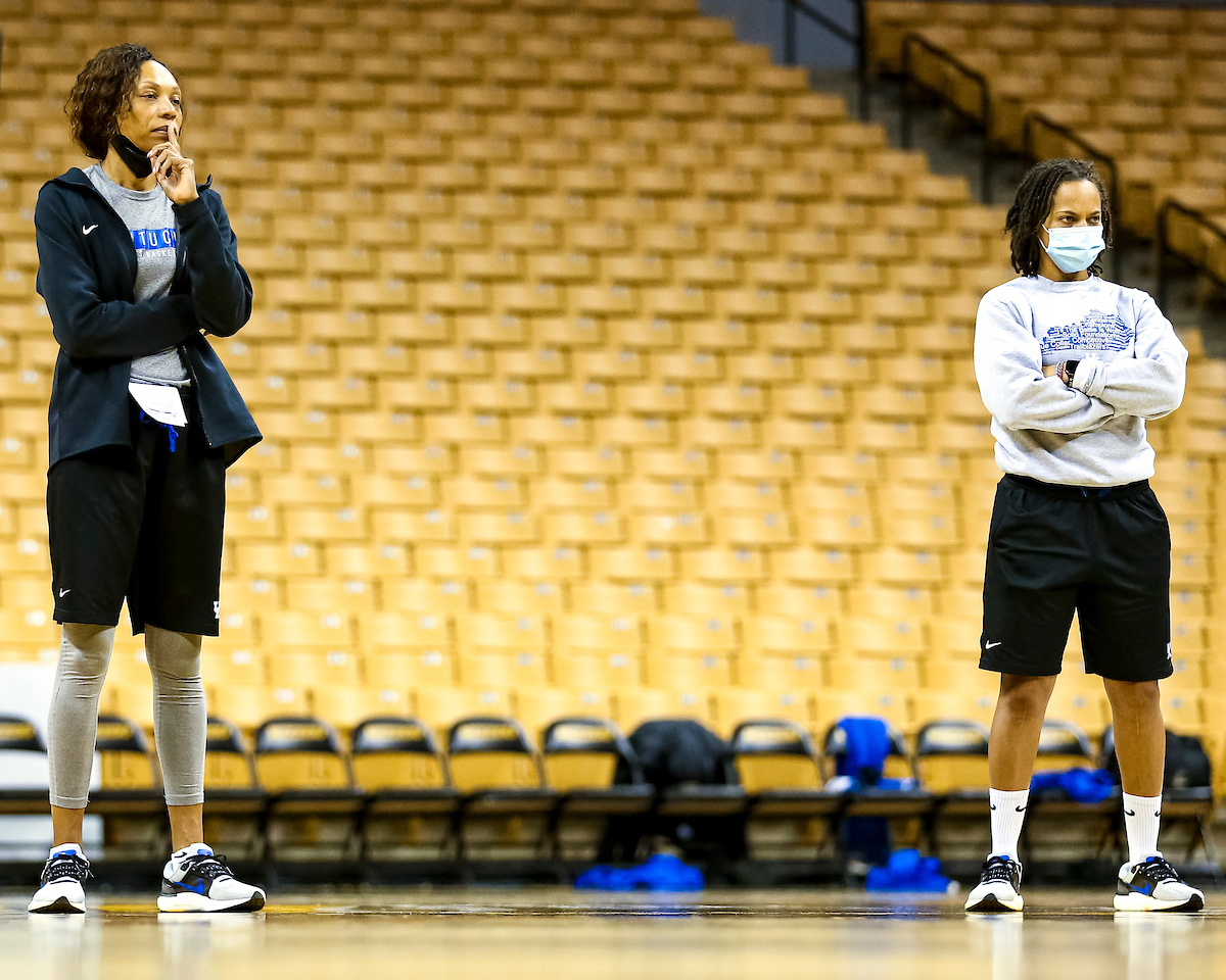 Kyra Elzy. Amber Smith.