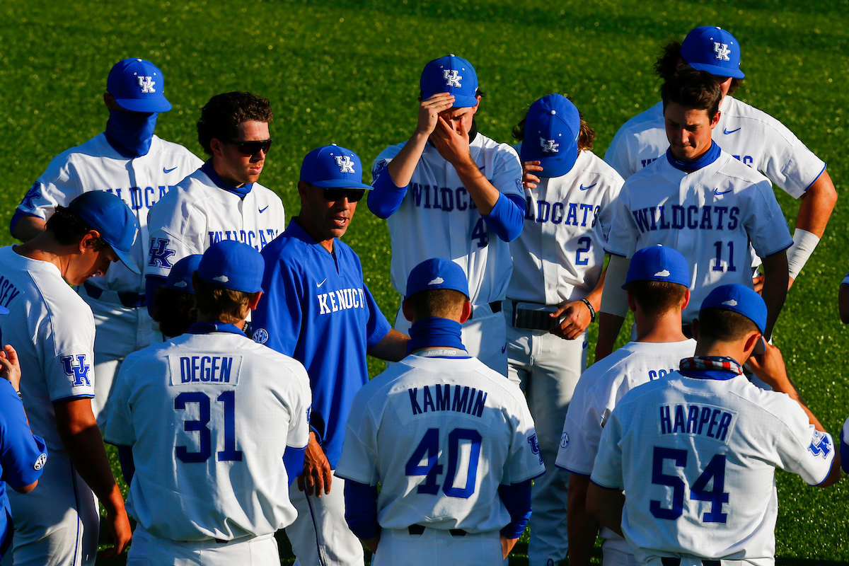 UK Baseball Team. 

Kentucky falls to LSU, 15-2. 

Photo By Barry Westerman | UK Athletics