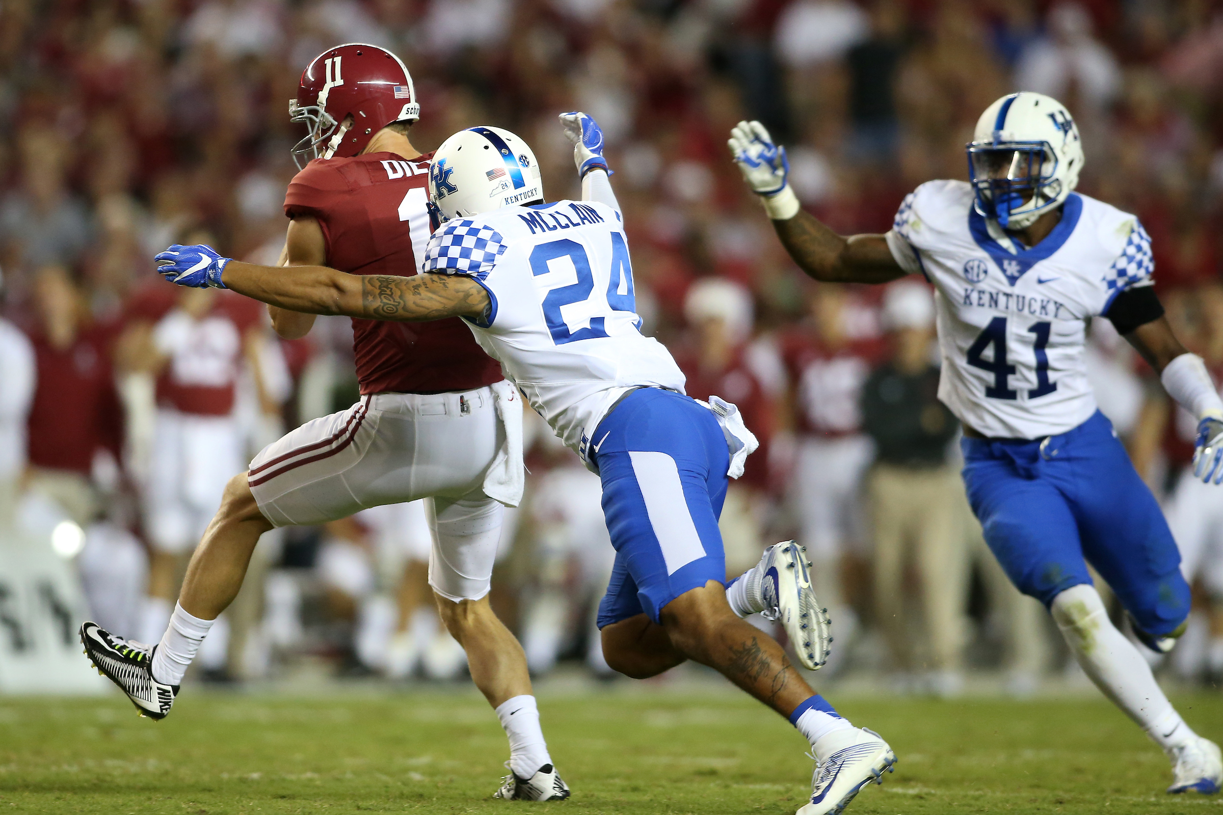 Football Wildcats Fall at No. 1 Alabama