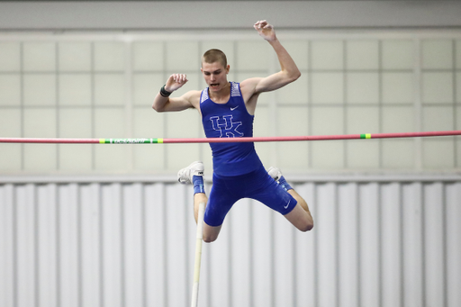 Matthew Peare. 

Jingle Bells Open.

Photo by Isaac Janssen | UK Athletics