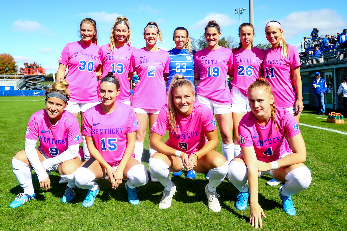 Team Photo. 

Kentucky falls to Vanderbilt 0-1. 

Photo by Eddie Justice | UK Athletics