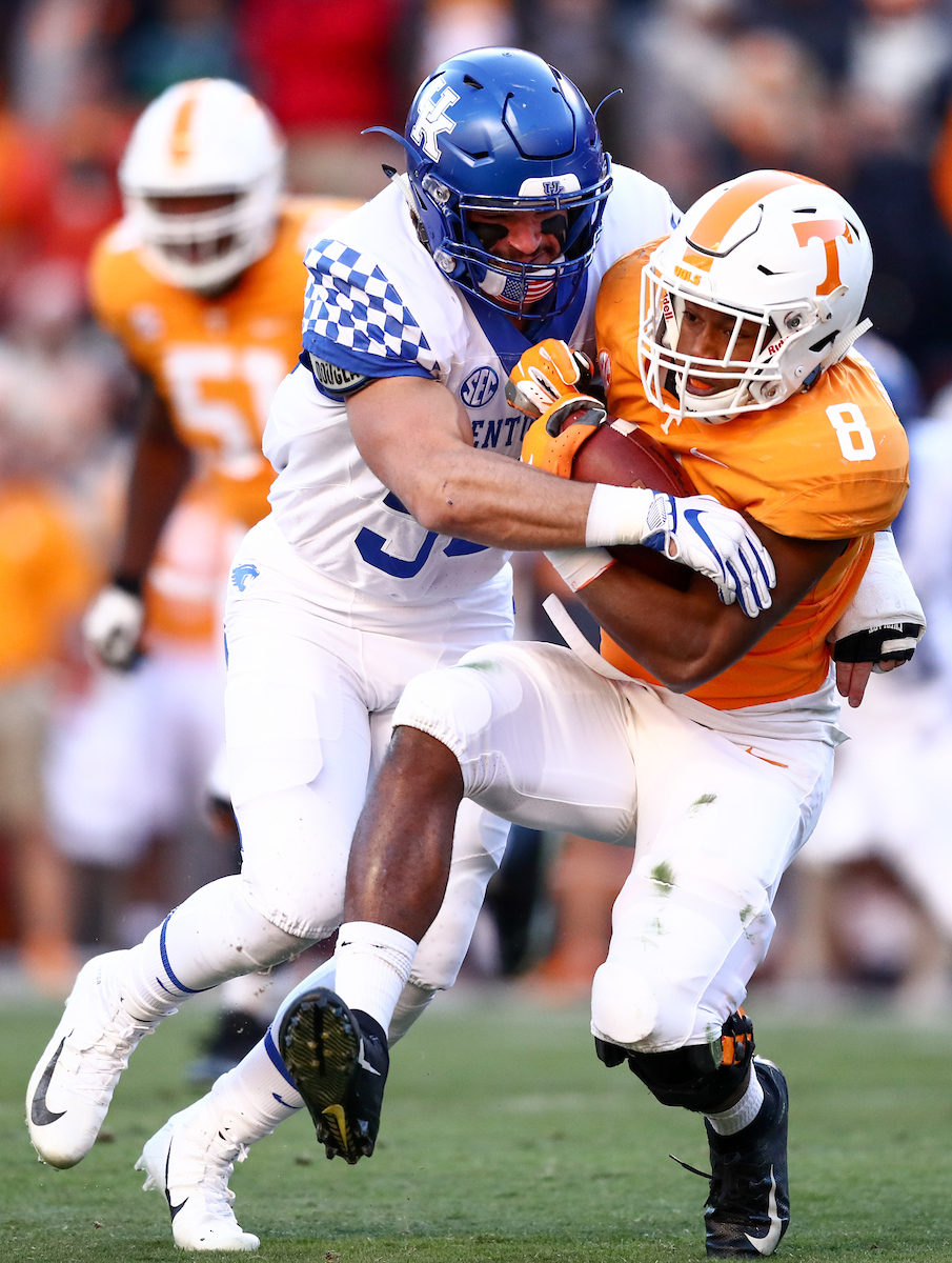 Kash Daniel

Football falls to Tennessee, 24-7.


Photo by Elliott Hess | UK Athletics