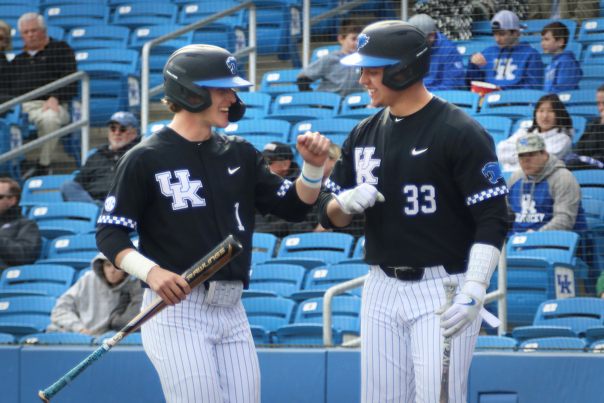 John Rhodes, Trae Harmon

Kentucky beat Appalachian State 8-7. 


Photo by Regina Rickert | UK Athletics