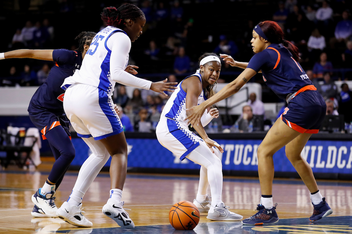 Kentucky-Auburn Women's Basketball Photo Gallery