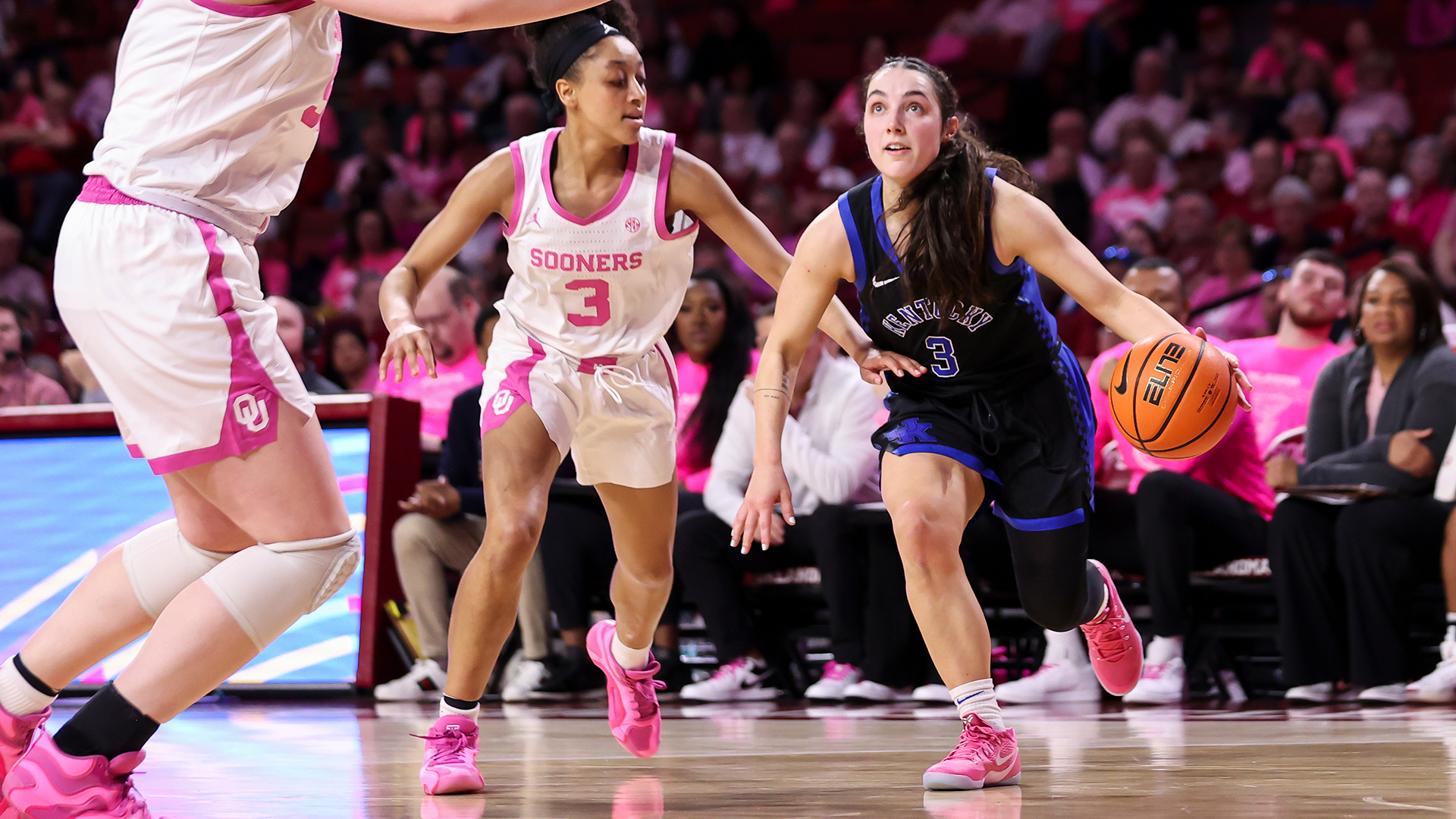 Georgia Amoore Named Ann Meyers Drysdale National Player of the Week, SEC Player of the Week