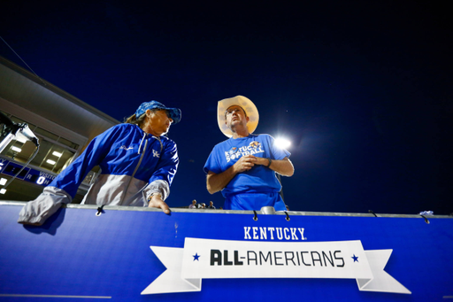 Fans.

Kentucky beat Auburn 7-0.