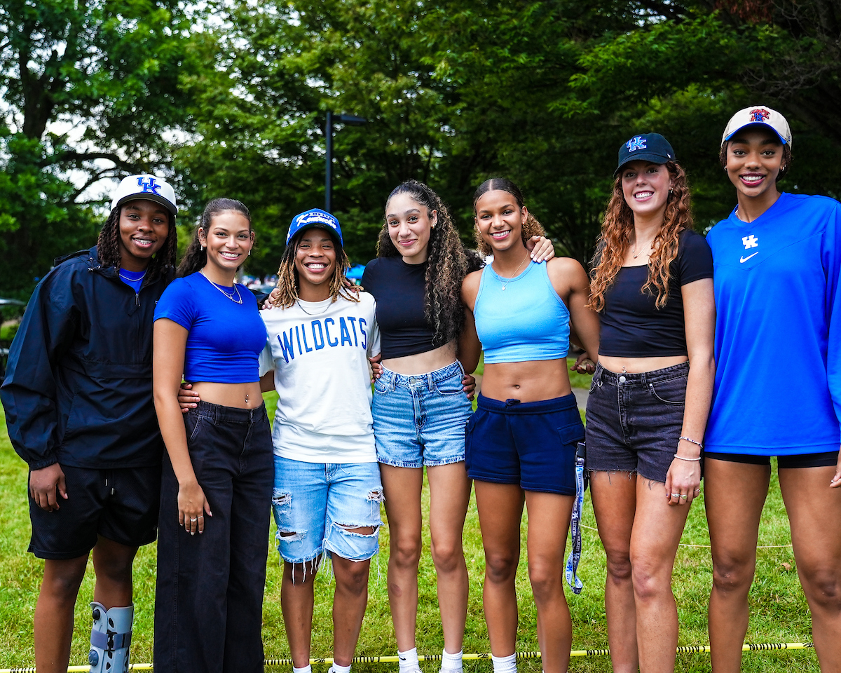 Women's Basketball Tailgate Photo Gallery (Aug. 31)