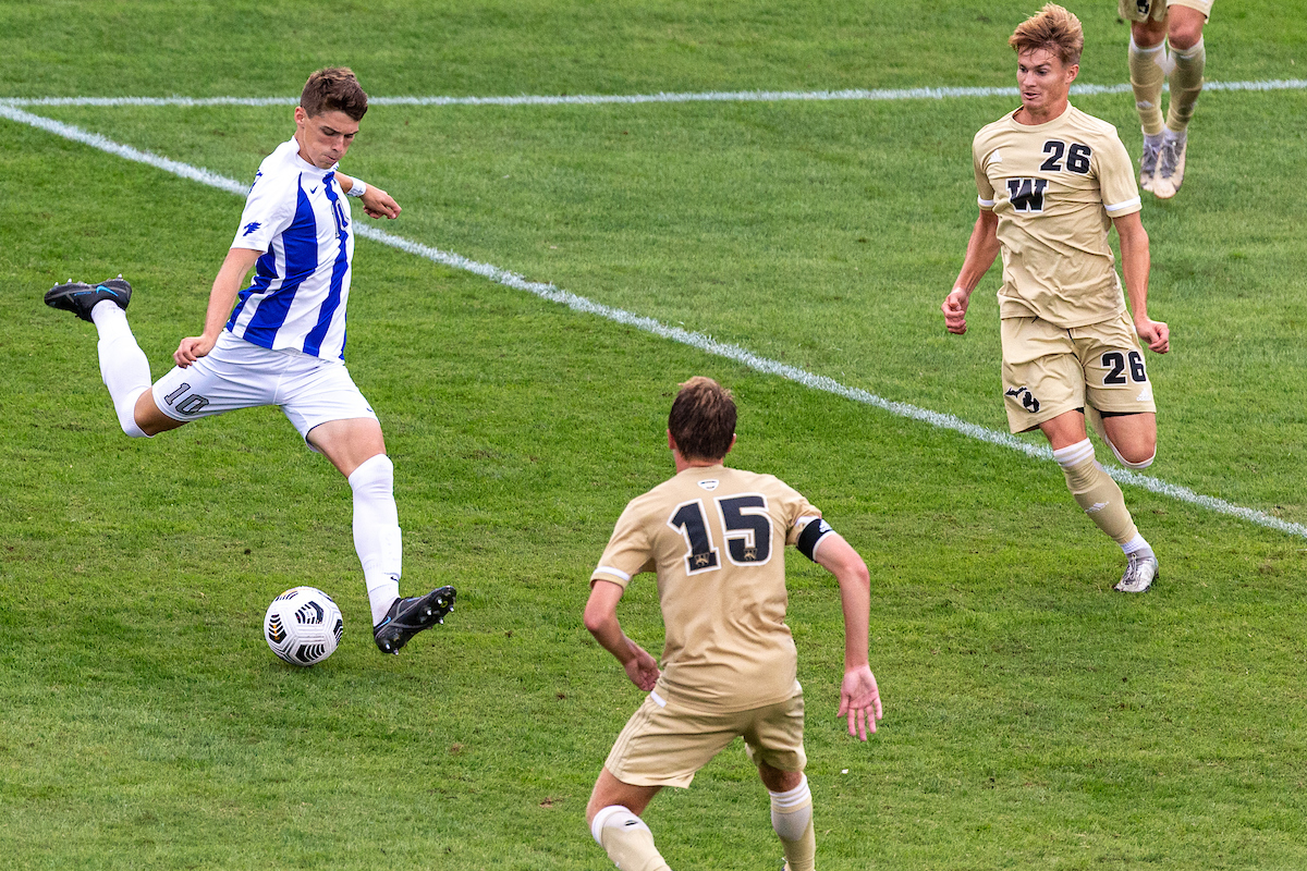 Kentucky defeats Western Michigan 1-0.

Photo by Hani Abu Taha | UK Athletics