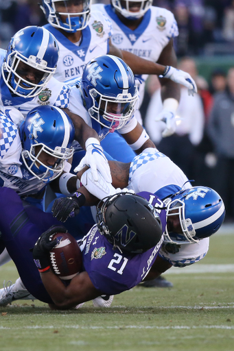 Defense.

The University of Kentucky football team falls to Northwestern 23-24 in the Music City Bowl on Friday, December 29, 2017, at Nissan Field in Nashville, Tn.

Photo by Chet White | UK Athletics