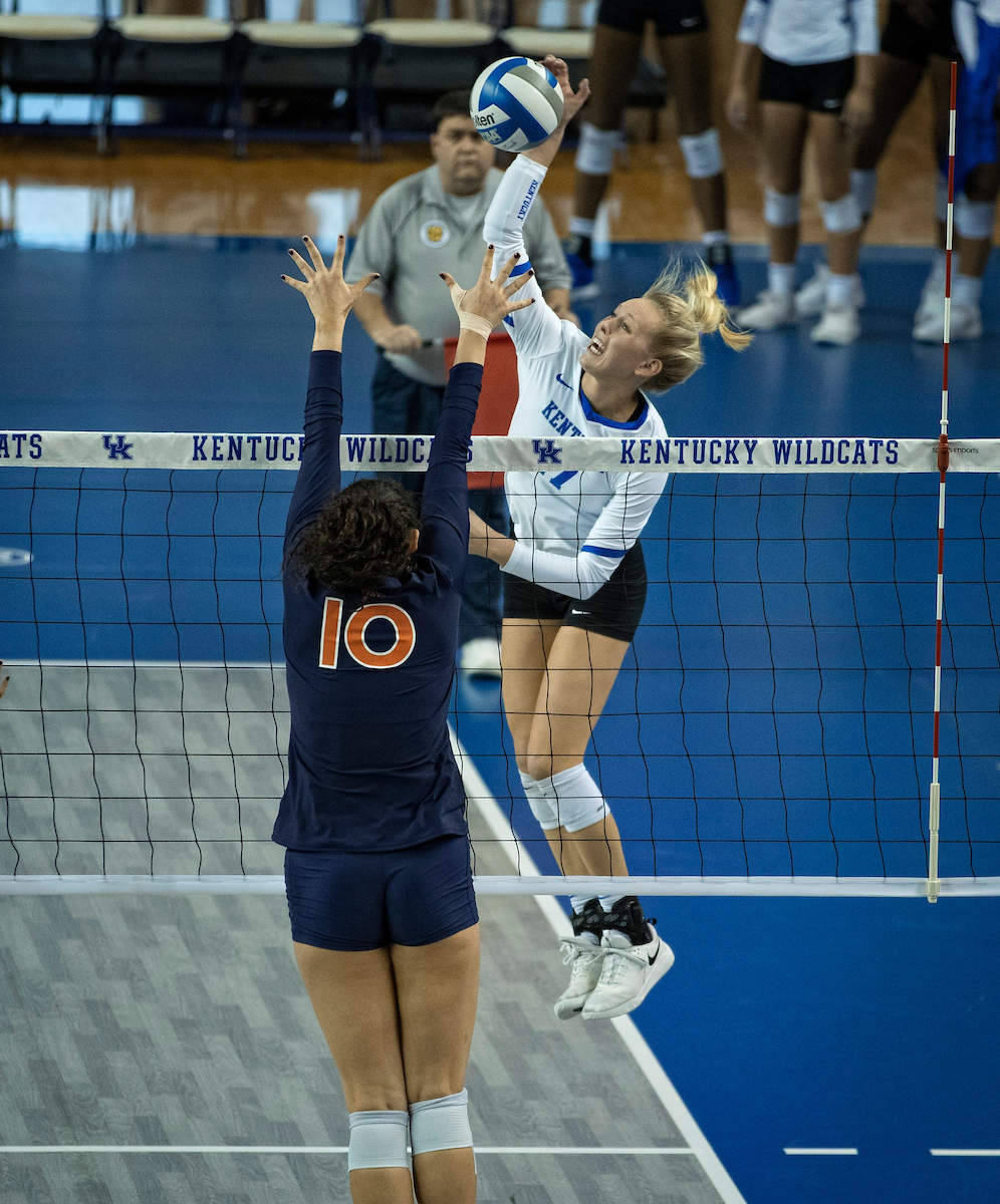 as Kentucky played Auburn on November 24, 2018.  Photo by Mark Cornelison | UKphoto